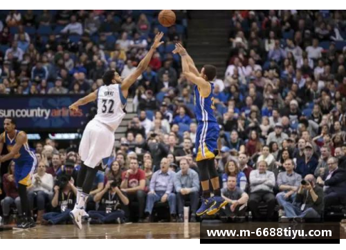 NBA球迷必备：最炫酷帽衫大揭秘，探寻热门球队风采与设计背后的故事！